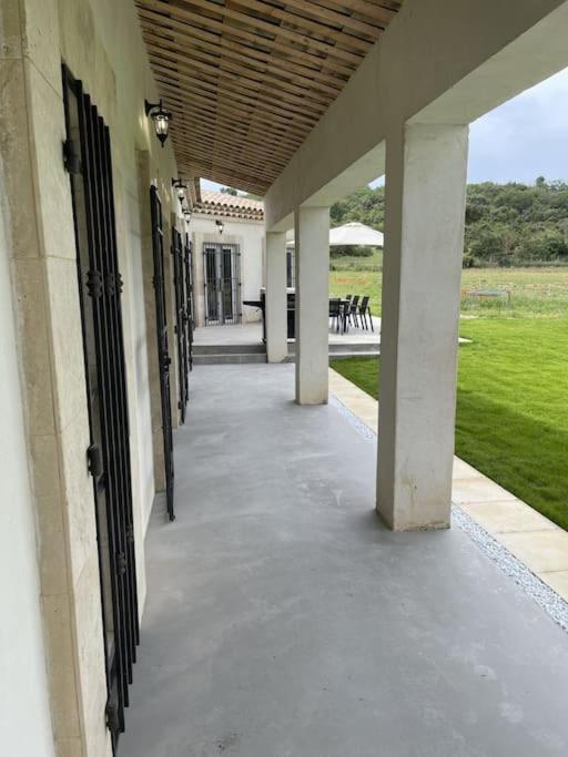 Villa Rians Rians  Luaran gambar
