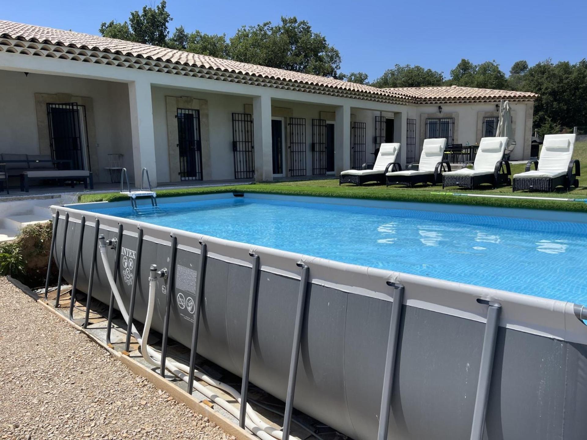 Villa Rians Rians  Luaran gambar